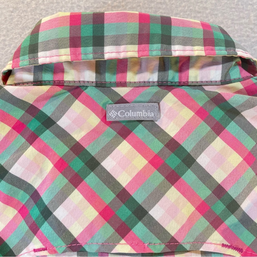 Columbia Girls Omni-Shade Short Sleeve Plaid Button Up Size 6/6X